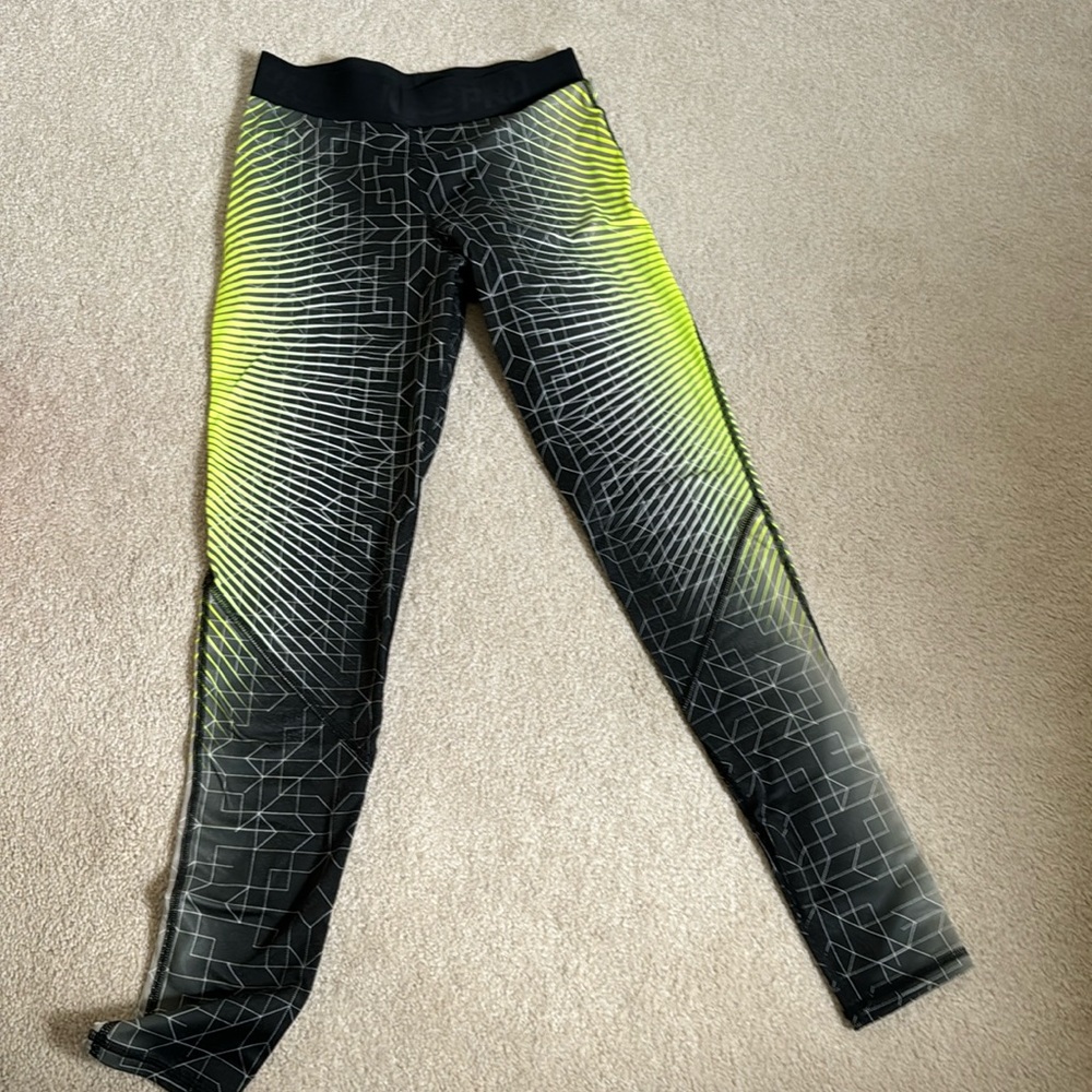 NIKE PRO Leggings, matching bra available
